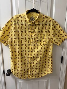 Straight Faded Men’s Short-Sleeve Violin Print Shirt - Size Large
